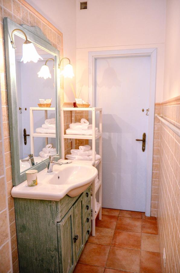 Casetta Sulla Vallata Pitigliano Extérieur photo